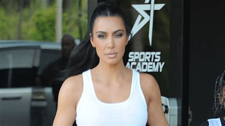 Kim Kardashian’s Butt Workout Routine: Video – Hollywood Life
