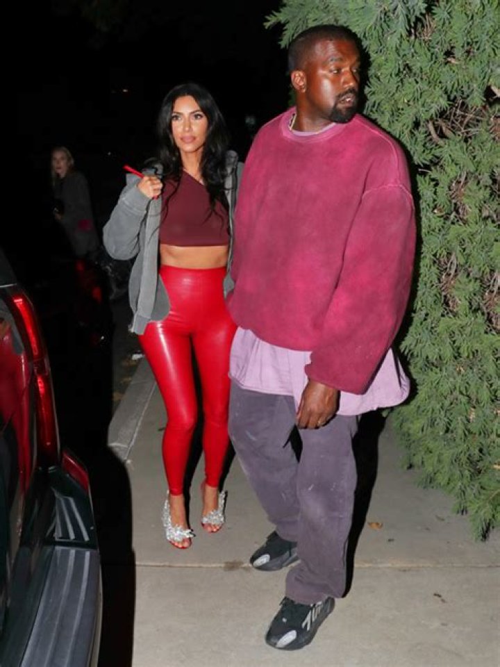 Kim Kardashian Wears Tights & No Wedding Ring In New Skims Photo Shoot – Hollywood Life