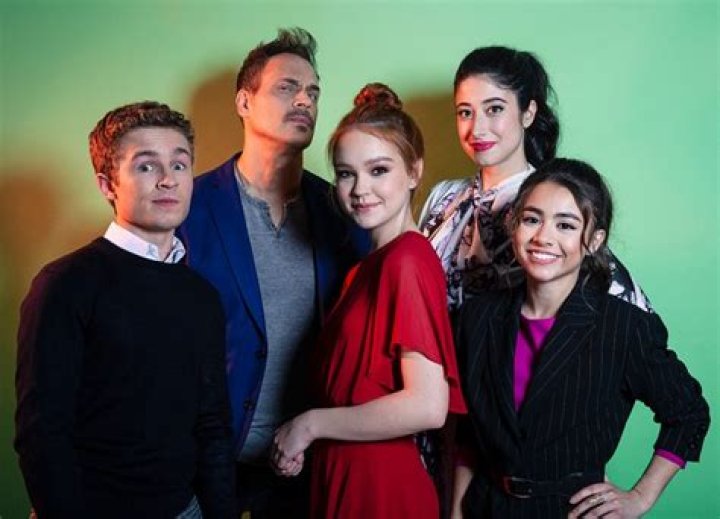 ‘Kim Possible’ Cast — Exclusive Portraits