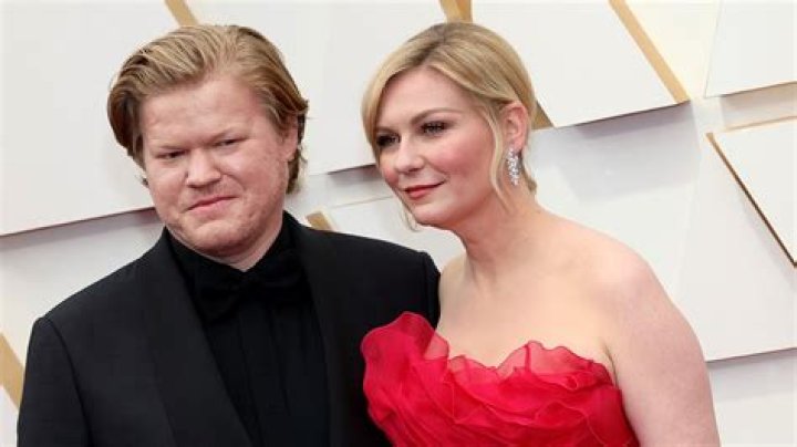 Kirsten Dunst Marries Jesse Plemons – Hollywood Life