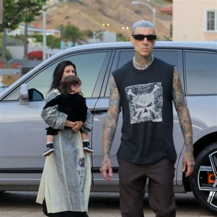 Kourtney Kardashian & Kids Support Travis Barker on Blink-182’s Australia Tour: Photos