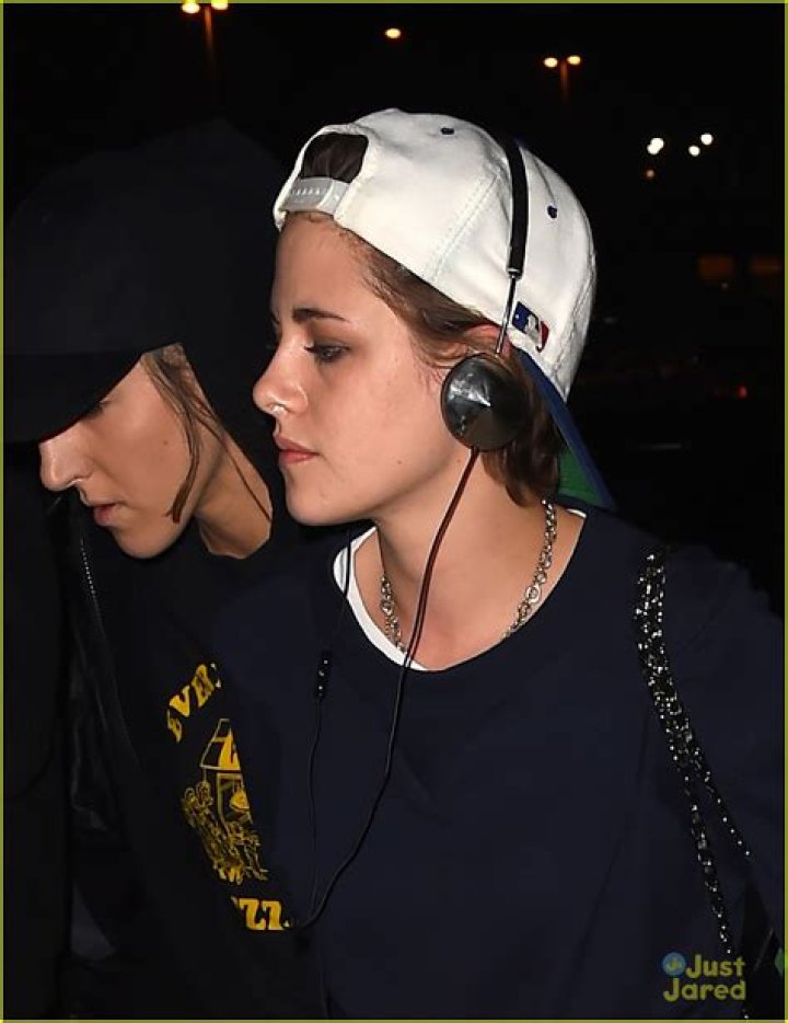 Kristen Stewart & Alicia Cargile’s Wedding Details Revealed: Both Want To Wear Chanel