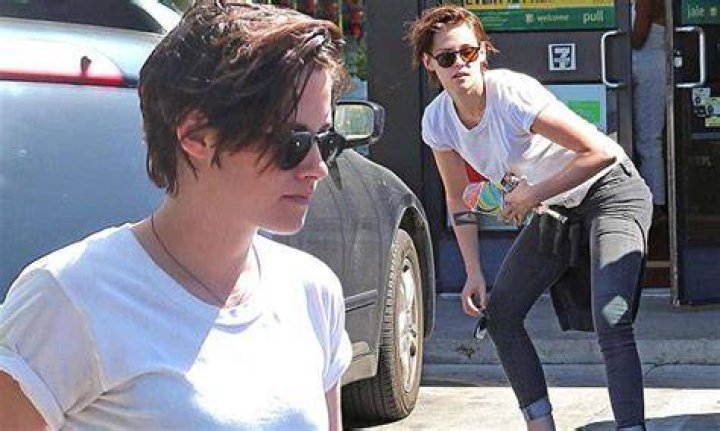 Kristen Stewart Made To Look Bulimic – Hollywood Life