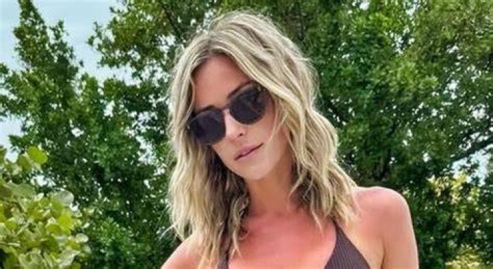 Kristin Cavallari Rocks Tiny Black Bikini By The Pool: Photo – Hollywood Life