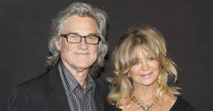 Kurt Russell & Goldie Hawn Defend Their Decision To Never Get Married In 37 Years Together