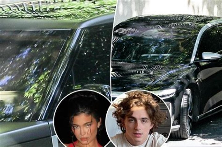 Kylie Jenner’s Car Seen At Timothee Chalamet’s House: Photos – Hollywood Life