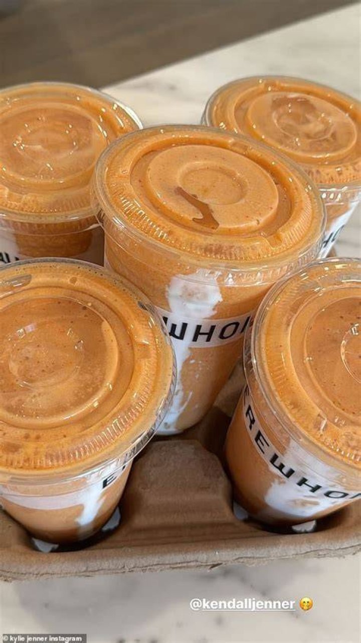 Kylie Jenner’s Fave Smoothie: She Has This 4 Ingredient Drink Every Morning