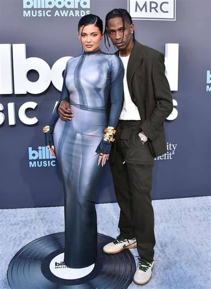 Kylie Jenner & Travis Scott Sweetly Hold Hands On Romantic Beach Date In Malibu: Photos