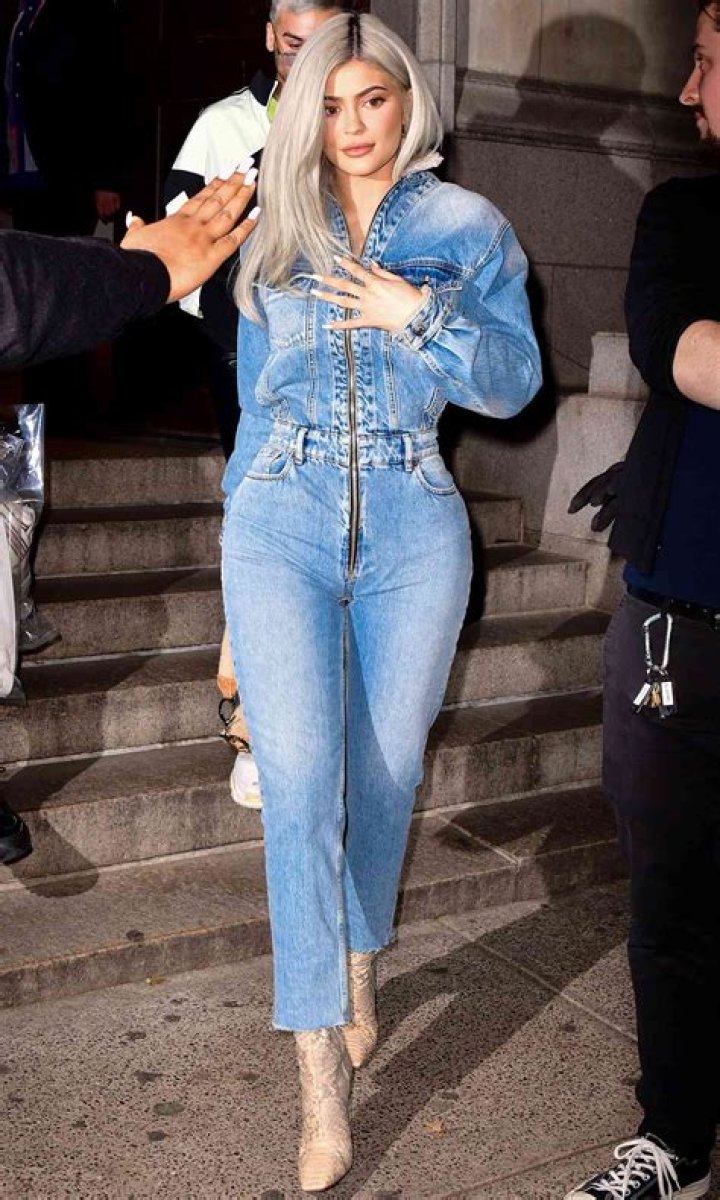 Kylie Jenner Wears Tight Black Jumpsuit As She Holds Hands With Travis Scott On Halloween