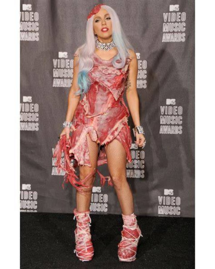 Lady Gaga Wearing Her Meat Dress For Super Bowl Halftime Performance? – Hollywood Life