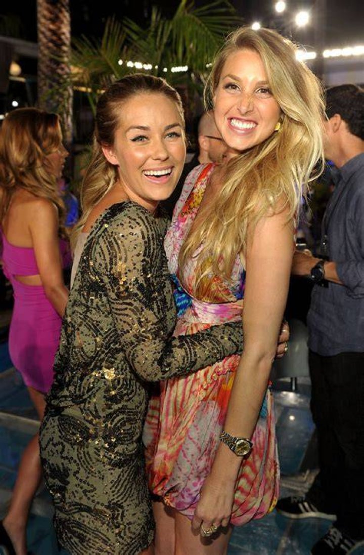 Lauren Conrad’s Paris Trip On ‘The Hills’ Was Fake, Whitney Port Says – Hollywood Life