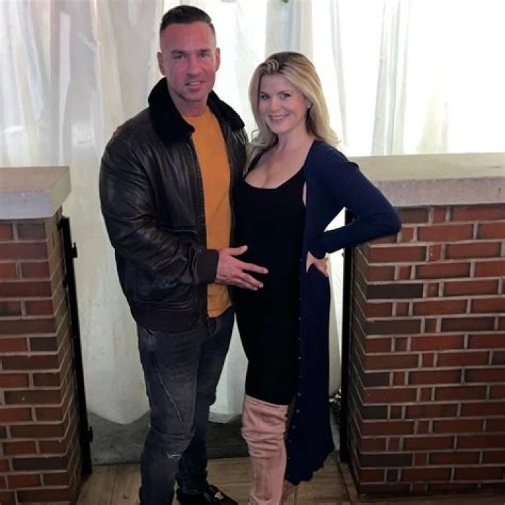 Lauren Pesce: 5 Things To Know About Mike ‘The Situation’s Gorgeous Fiancée