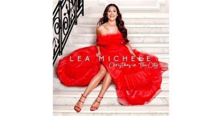 Lea Michele Announces ‘Christmas In The City’ & Shares New Xmas Song – Hollywood Life