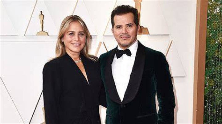 Learn About His Past & Current Marriages – Hollywood Life