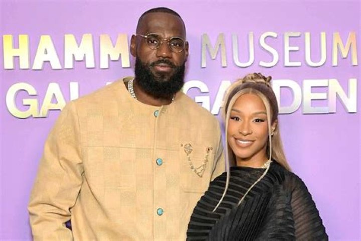 LeBron James & Wife Savannah Get Sweaty During Intense Workout — See Pic