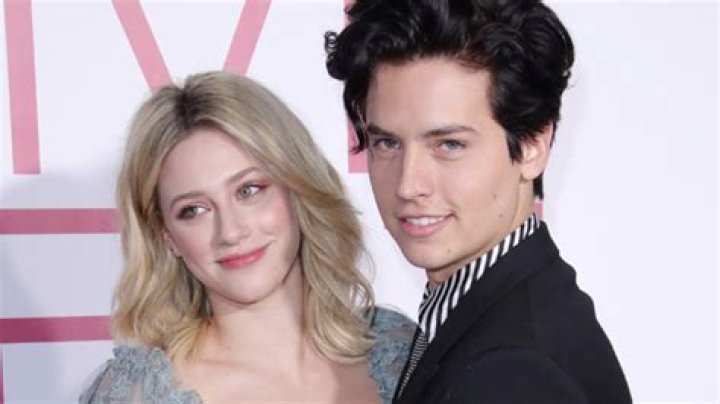 Lili Reinhart Celebrates Cole Sprouse’s Birthday With ‘Love’ Poem – Hollywood Life