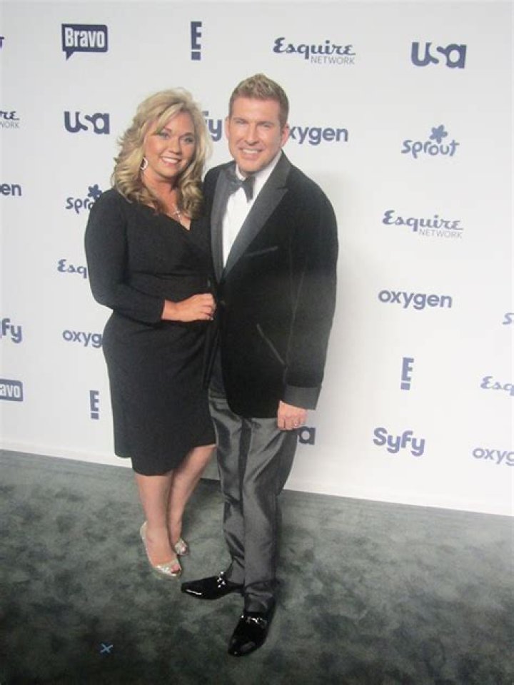 Lindsie Chrisley Reacts To Todd & Julie’s Prison Sentences: Exclusive – Hollywood Life