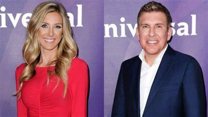 Lindsie Chrisley Shuts Down Dad’s Claims About Feds – Hollywood Life