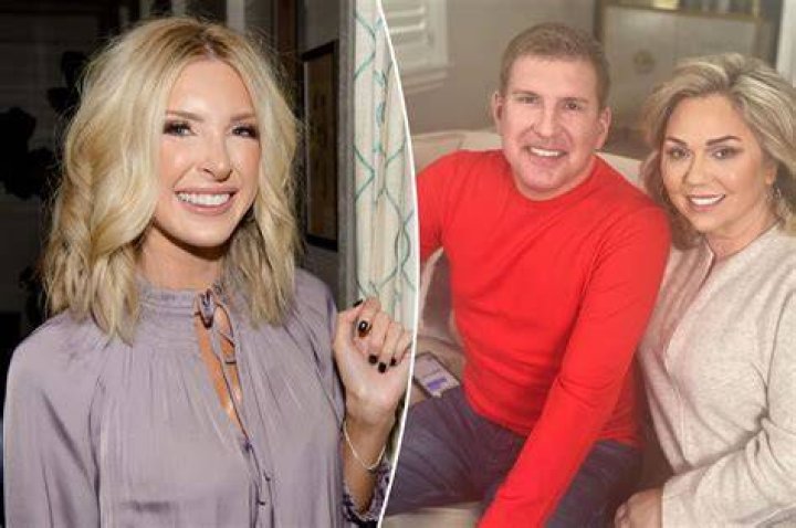 Lindsie Chrisley Talks Dad Todd’s Life In Prison & Friends He’s Made – Hollywood Life