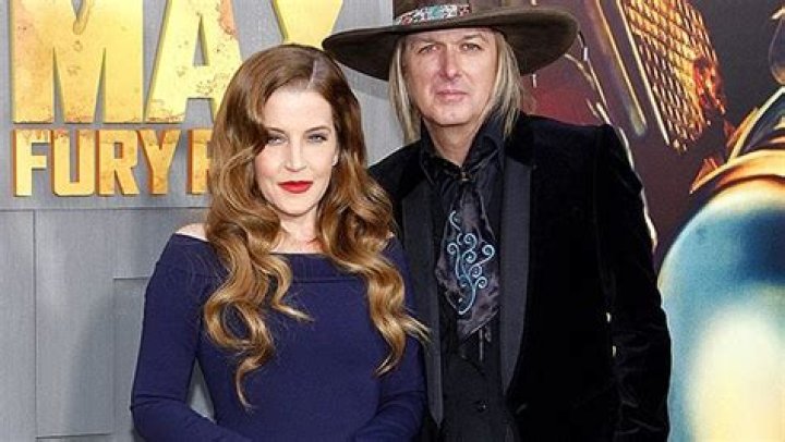 Lisa Marie Presley’s Ex-Husband Reportedly Asks To Represent Their Twins, 14, In Estate Battle