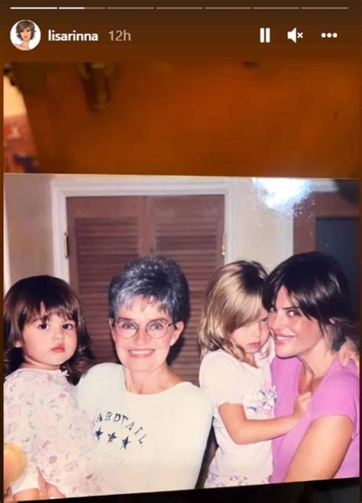 Lisa Rinna’s Mom Dies – Hollywood Life