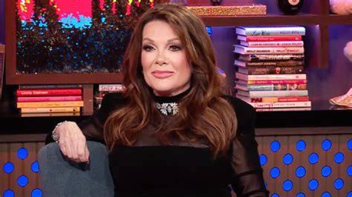 Lisa Vanderpump Reveals If She’ll Buy Tom Sandoval’s Share Of TomTom – Hollywood Life