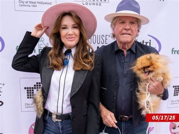 Lisa Vanderpump’s Feelings On Leaving ‘RHOBH’ Revealed – Hollywood Life