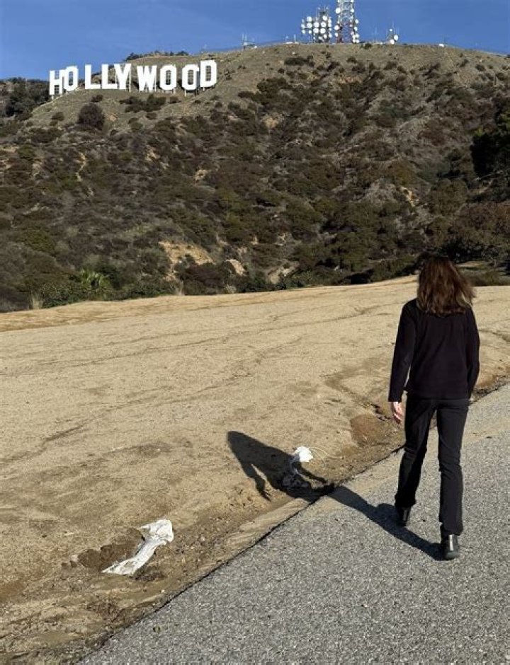 Listen To It – Hollywood Life