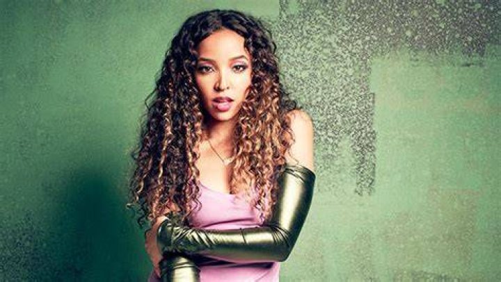Live’ & Mimi Marquez Role – Hollywood Life