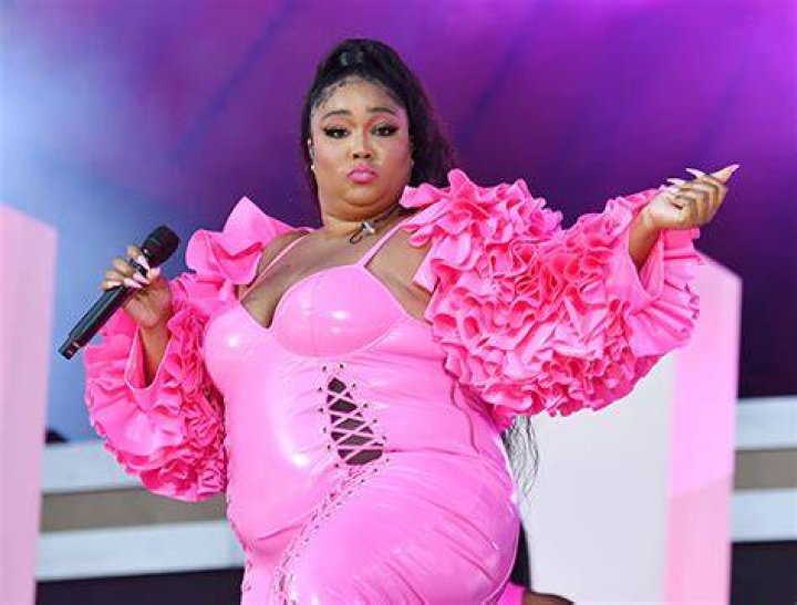 Lizzo ‘About Damn Time’ Is The Song & Video Of The Summer You Needed – Hollywood Life