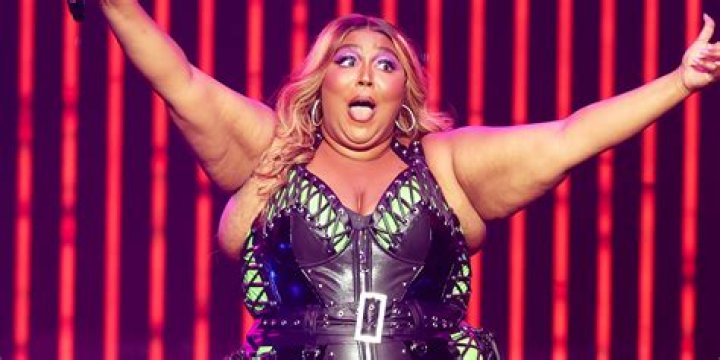 Lizzo Celebrates Her Body & Inspiring Success In Revealing ‘Rolling Stone’ Interview