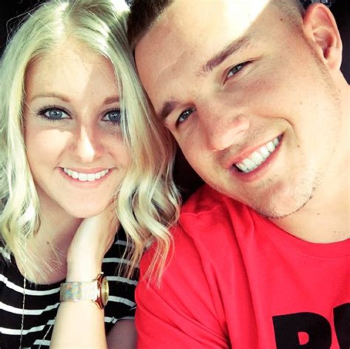 Los Angeles Angels Star Proposes To Longtime Girlfriend – Hollywood Life
