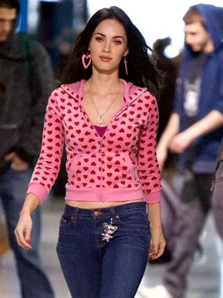 Machine Gun Kelly Rocks GF Megan Fox Pink Leopard Sweater As He Says He ‘Signed A Deal’