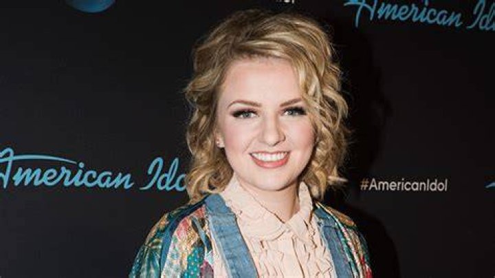 Maddie Poppe News, Music, Photos and Videos – Hollywood Life