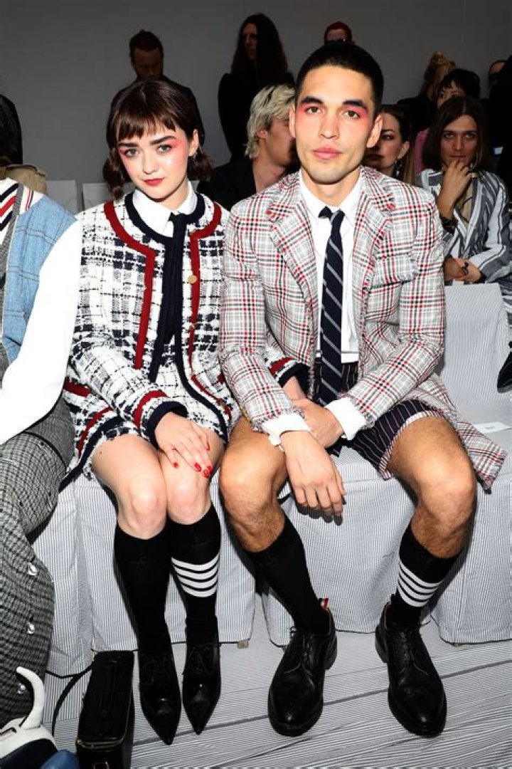 Maisie Williams & BF Reuben Selby Hit The Runway In Matching Outfits For GCDS Fashion Show  