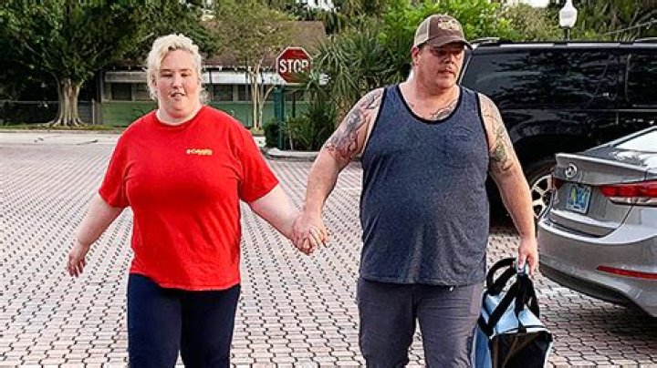 Mama June & BF Geno Are Spotted Holding Hands In Florida — Pic – Hollywood Life