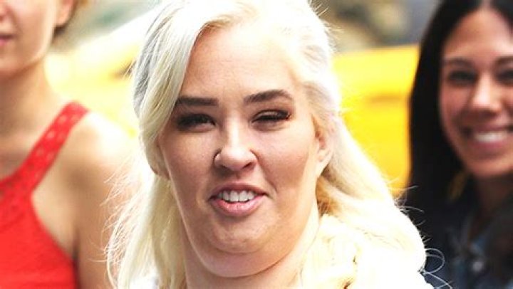 Mama June Shows Off New Teeth In Red Swimsuit – Hollywood Life