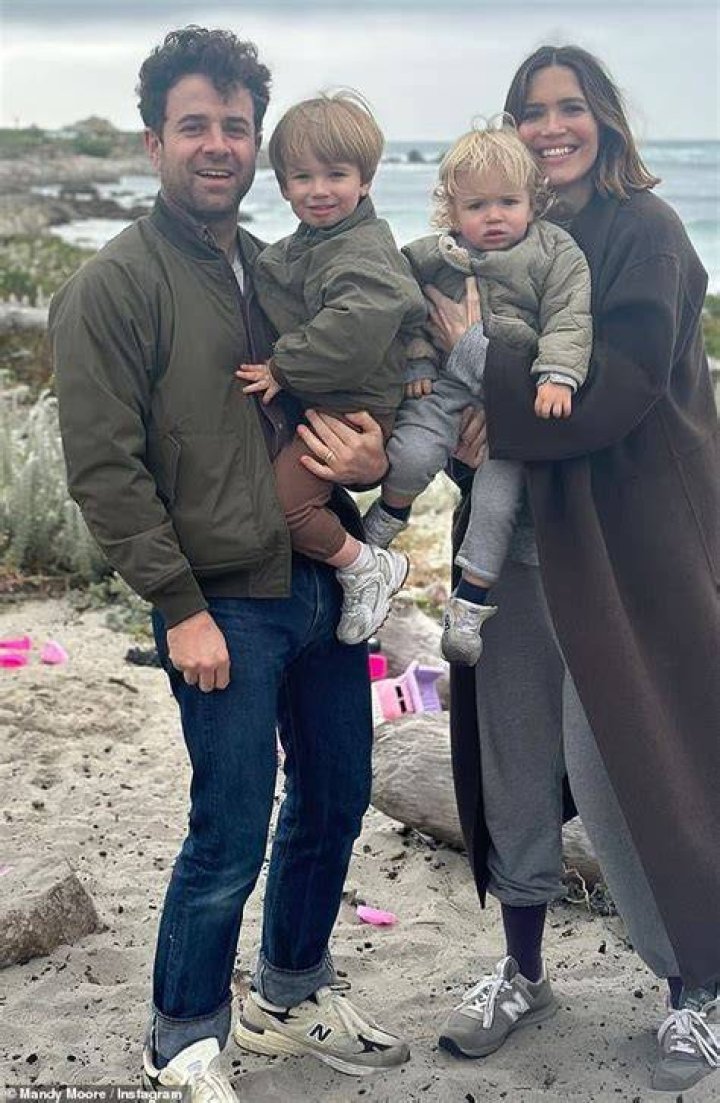 Mandy Moore Pregnant: Actress Expecting 1st Child With Husband Taylor Goldsmith