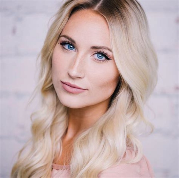 Maquel Cooper: 5 Things To Know About The Gorgeous ‘Bachelor’ Contestant