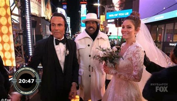 Maria Menounos’ Wedding Dress On New Year’s Eve — Pronovias Design – Hollywood Life