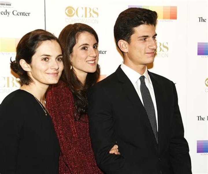Maria Shriver Reunites With Kennedy Cousins After Nearly 2 Years Apart – Hollywood Life