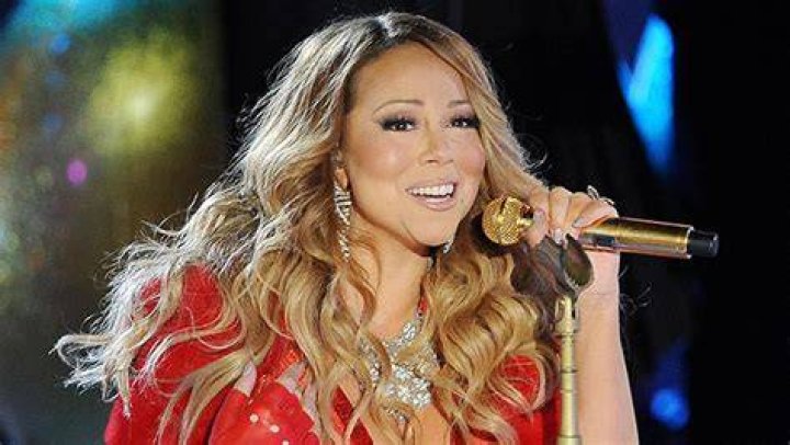 Mariah Carey Gets in Hot Tub in Sparkling Red Dress to Celebrate 2024 – Hollywood Life