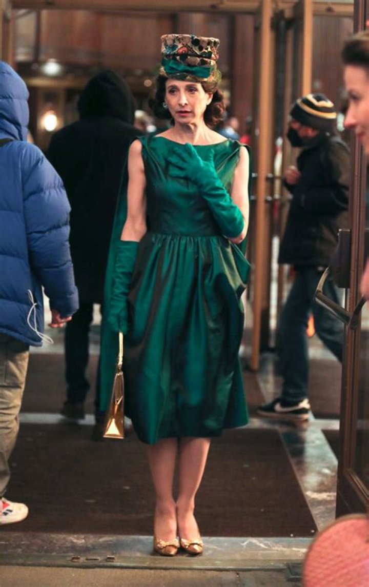 Marin Hinkle: Pics Of The ‘Marvelous Mrs. Maisel’ Actress