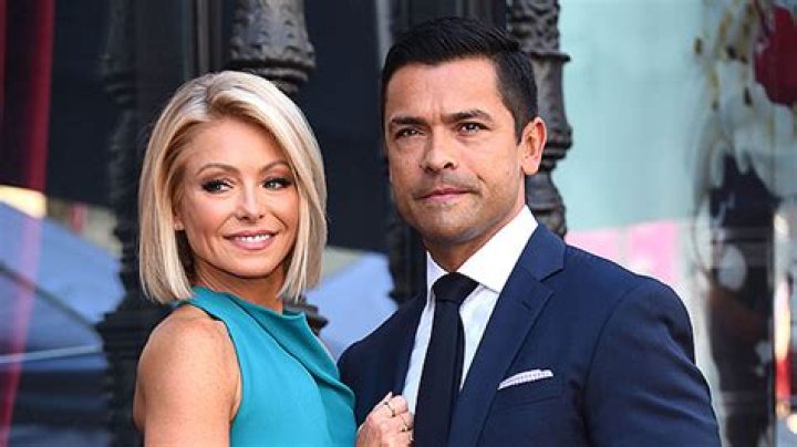 Mark Consuelos Shows Off New Tattoo On Bulging Bicep — Pic – Hollywood Life