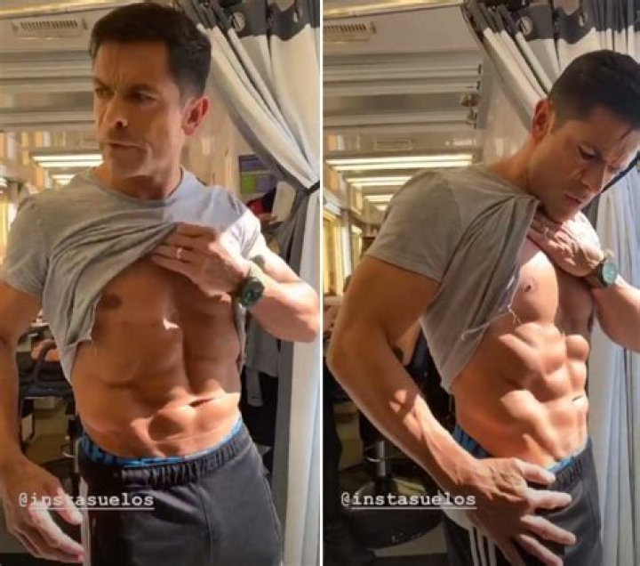 Mark Consuelos Trolls ‘Riverdale’ Co-Star KJ Apa With His Insanely Ripped Abs