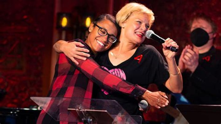 Martha Plimpton Won’t Be ‘Victimized’ By Republican ‘Bullies’ Taking Away Abortion Rights