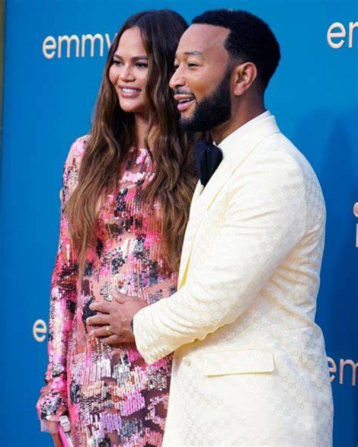 Mary Kay Letourneau’s Daughter Announces Vili Fualaau Welcomed Baby – Hollywood Life