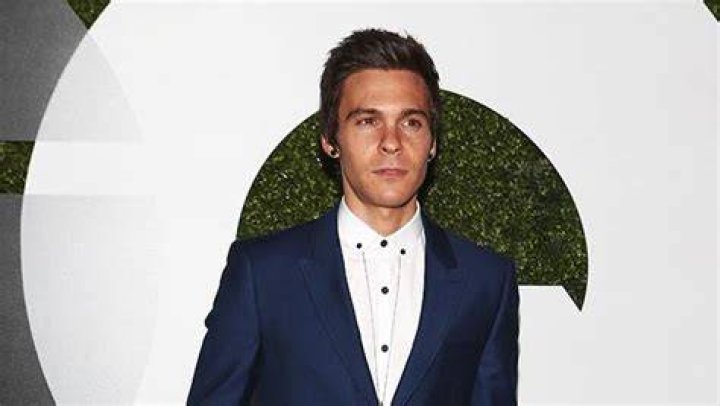 Matthew Koma Celebrity Profile – Hollywood Life