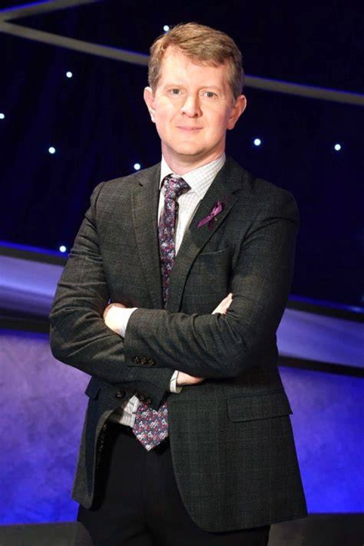 Mayim Bialik & Ken Jennings Named Permanent Hosts Of ‘Jeopardy’ – Hollywood Life