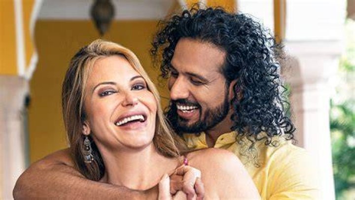 Meet Jen & Rishi – Hollywood Life